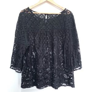 Roz & Ali Black Lace Top